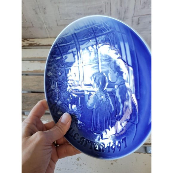 B&g country Christmas 1997 plate blue children‎ tre - Picture 3 of 3